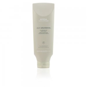 PURE ABUNDANCE volumizing clay conditioner 500 ml PURE ABUNDANCE volumizing clay conditioner 500 ml